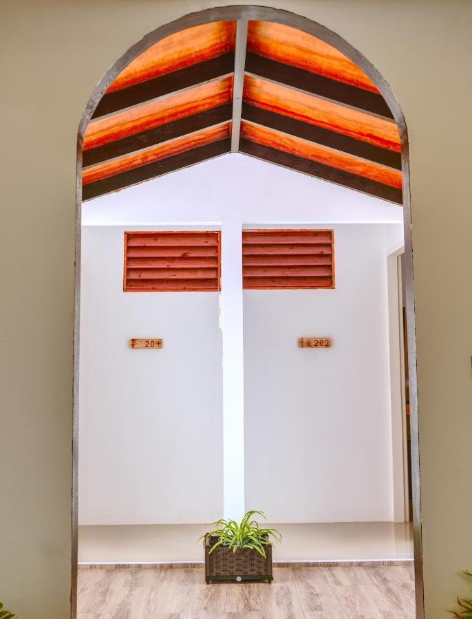 Island Ambience Hotel Maafushi Kültér fotó