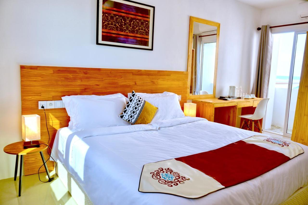 Island Ambience Hotel Maafushi Kültér fotó